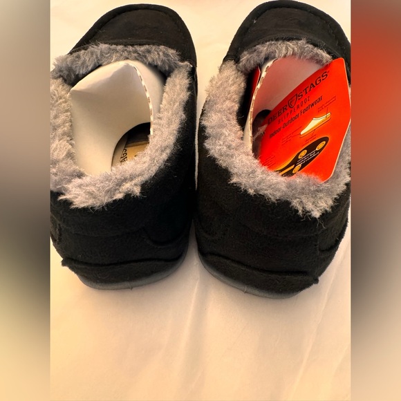 Deer Stags Slipperooz. NWT. Size 1M. Wonderfully Warm. Indoor/Outdoor sole. - Picture 7 of 12